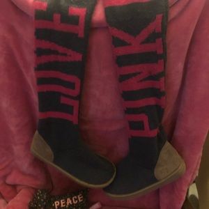 VS Pink Moluks